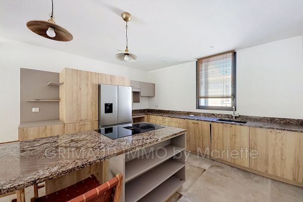 Maison de luxe à vendre à Cogolin, 645 000 €, Photo 4