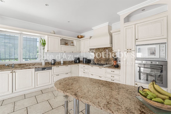Maison de luxe à vendre à Mouans-Sartoux, 1 680 000 €, Photo 7