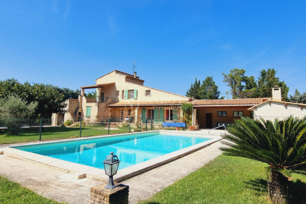 Luxury House for sale in Cavaillon, 528 000 €, Photo 1
