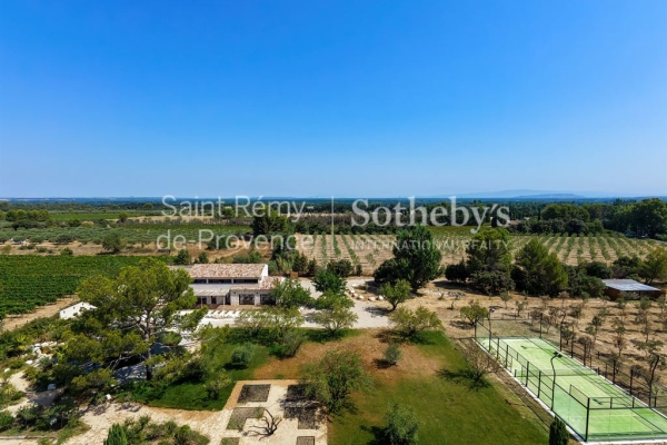 Luxury House for sale in Eygalières, 5 900 000 €, Photo 1