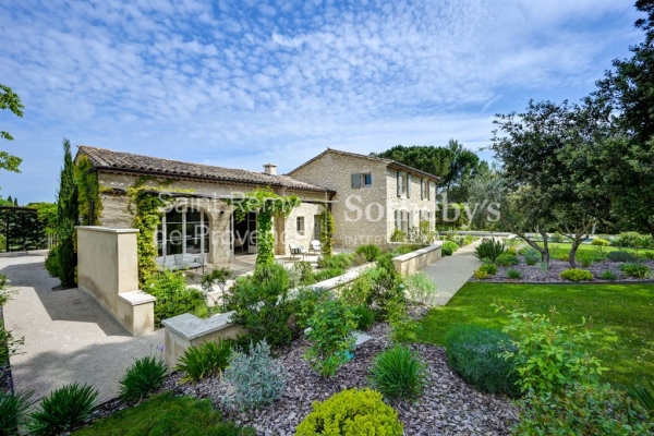 Maison de luxe à vendre à Eygalières, 3 850 000 €, Photo 2