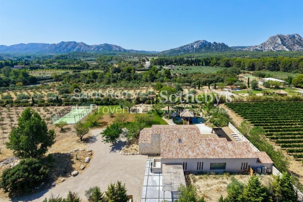 Maison de luxe à vendre à Eygalières, 5 900 000 €, Photo 2