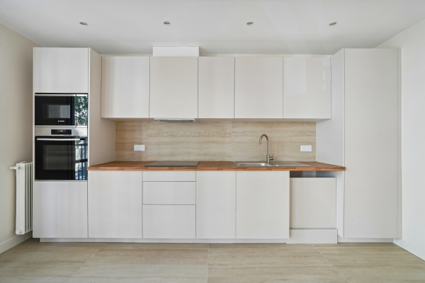 Luxury Apartment for sale in Paris 15ème, 740 000 €, Photo 3