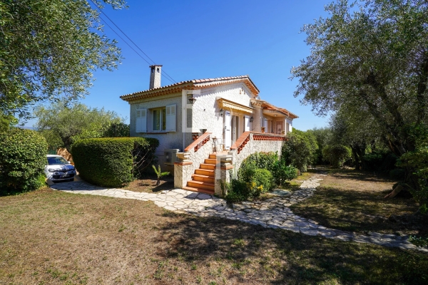 Maison de luxe à vendre à Valbonne, 900 000 €, Photo 3