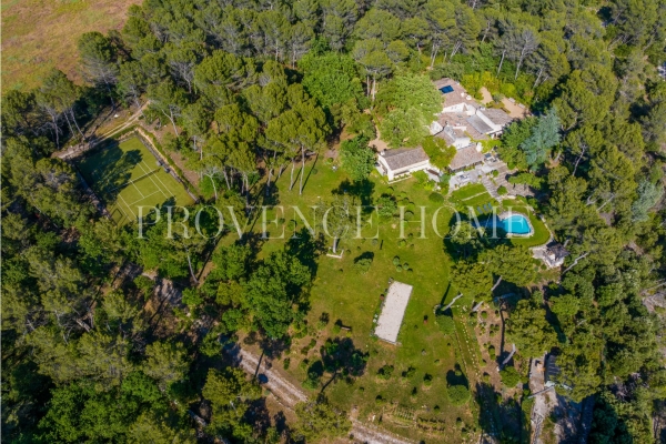 Maison de luxe à vendre à Ménerbes, 4 500 000 €, Photo 3