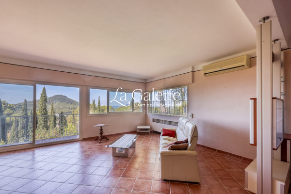 Maison de luxe à vendre à Carqueiranne, 1 456 000 €, Photo 5