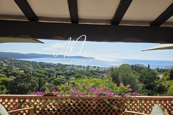 Maison de luxe à vendre à Cavalaire-sur-Mer, 1 590 000 €, Photo 1