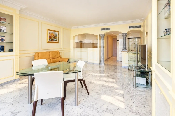 Luxury Apartment for sale in Cannes, 795 000 €, Photo 4