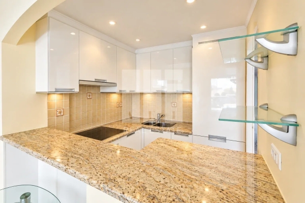 Luxury Apartment for sale in Cannes, 795 000 €, Photo 5