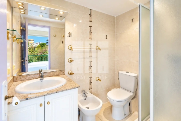 Luxury Apartment for sale in Cannes, 795 000 €, Photo 7
