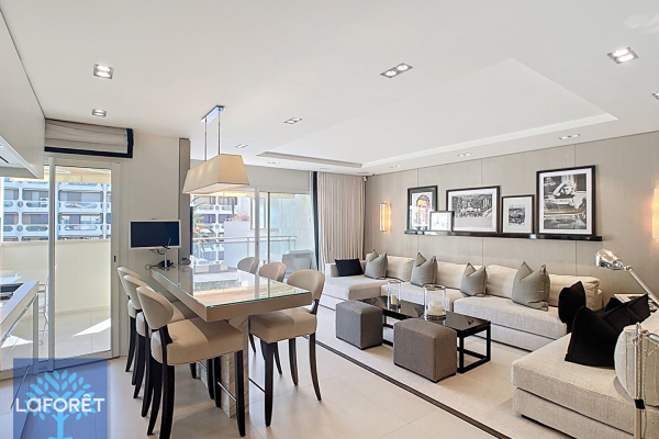 Luxury Apartment for sale in Cannes, 1 100 000 €, Photo 1