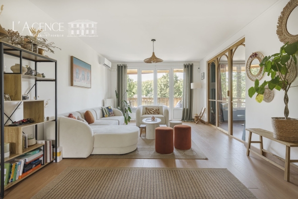 Luxury Apartment for sale in Aix-en-Provence, 495 000 €, Photo 1