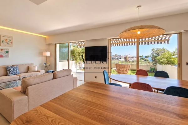 Appartement de luxe à vendre à Cannes, 695 000 €, Photo 2