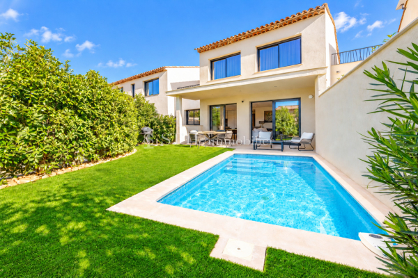 Maison de luxe à vendre à Sainte-Maxime, 1 490 000 €, Photo 2