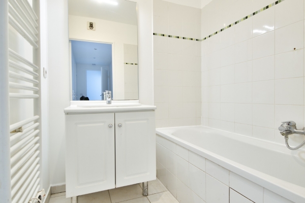 Luxury Apartment for sale in Antibes, 349 000 €, Photo 7