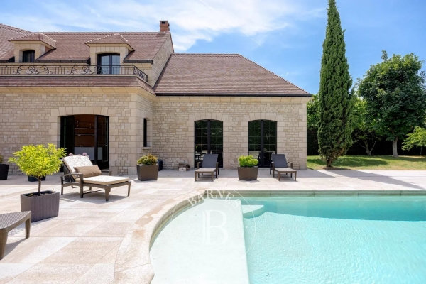 Maison de luxe à vendre à Drancy, 1 650 000 €, Photo 1