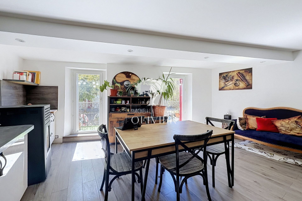 Luxury House for sale in Apt, 189 740 €, Photo 1