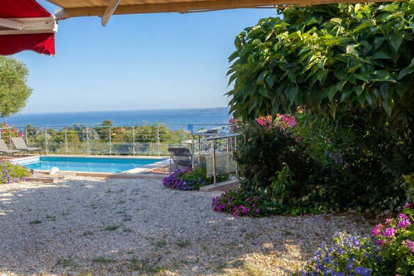 Maison de luxe à vendre à Les Issambres, 682 500 €, Photo 2