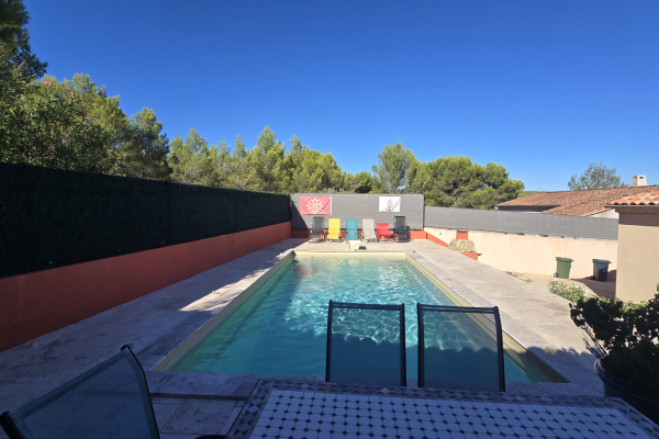 Maison de luxe à vendre à Nîmes, 499 000 €, Photo 2