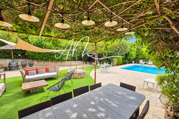 Luxury House for sale in Cavalaire-sur-Mer, 1 180 000 €, Photo 2