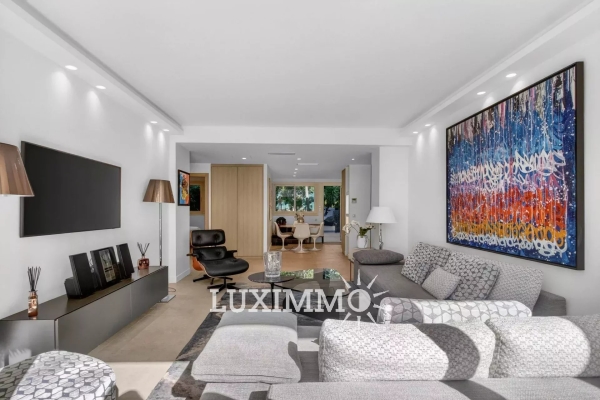 Appartement de luxe à vendre à Cannes, 690 000 €, Photo 2