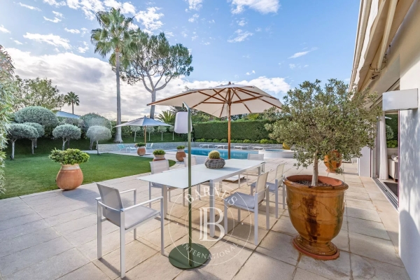Luxury House for sale in Villeneuve-Loubet, 1 990 000 €, Photo 3