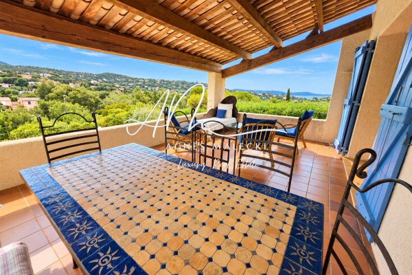 Luxury House for sale in Cavalaire-sur-Mer, 1 180 000 €, Photo 4