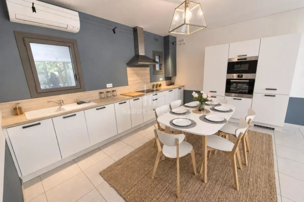 Luxury House for sale in Saint-Rémy-de-Provence, 430 000 €, Photo 4