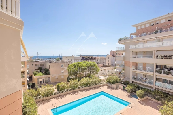 Luxury Apartment for sale in Vallauris, 479 000 €, Photo 5