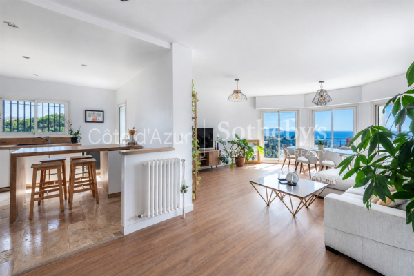 Luxury Apartment for sale in Nice, 745 000 €, Photo 1