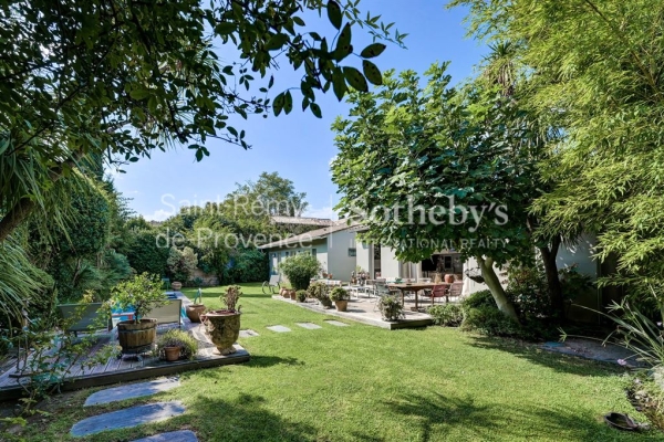 Luxury House for sale in Villeneuve-Lès-Avignon, 1 390 000 €, Photo 3