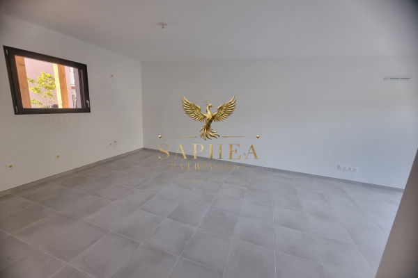 Maison de luxe à vendre à La Turbie, 735 000 €, Photo 2