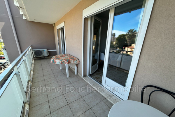 Luxury Apartment for sale in Cavalaire-sur-Mer, 259 000 €, Photo 2