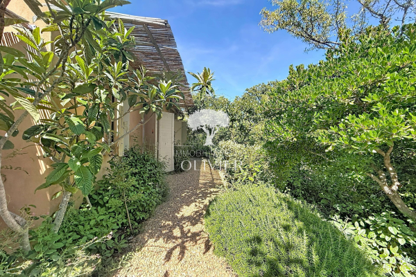 Maison de luxe à vendre à Saignon, 990 000 €, Photo 2