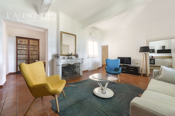 Appartement de luxe à vendre à Aix-en-Provence, 440 000 €, Photo 3