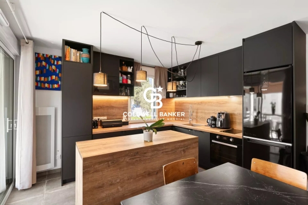 Appartement de luxe à vendre à Antibes, 850 000 €, Photo 3