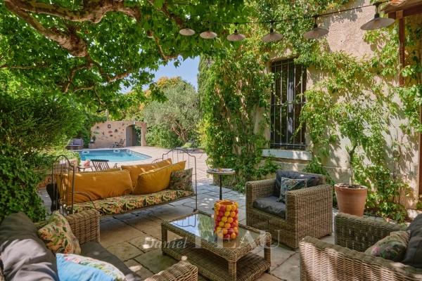 Maison de luxe à vendre à Marseille 11ème, 1 290 000 €, Photo 3
