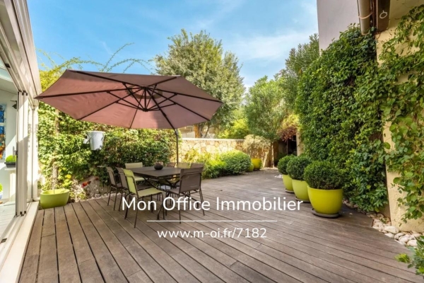 Luxury Apartment for sale in Aix-en-Provence, 958 000 €, Photo 1