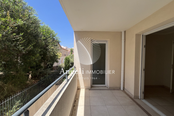 Appartement de luxe à vendre à Saint-Aygulf, 214 500 €, Photo 1
