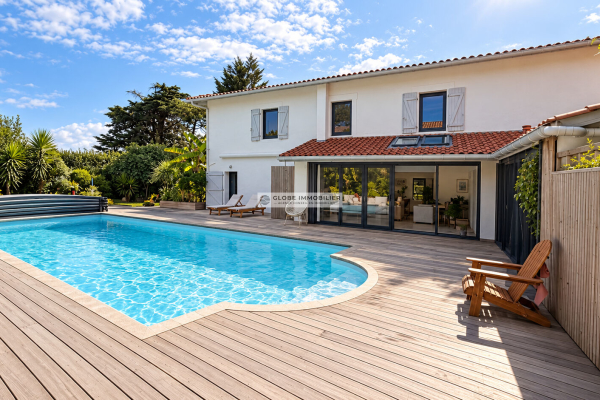 Maison de luxe à vendre à Bidart, 1 680 000 €, Photo 1