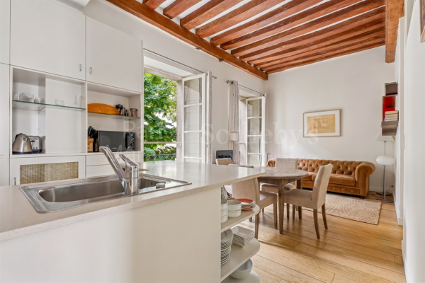 Luxury Apartment for sale in Paris 3ème, 800 000 €, Photo 1