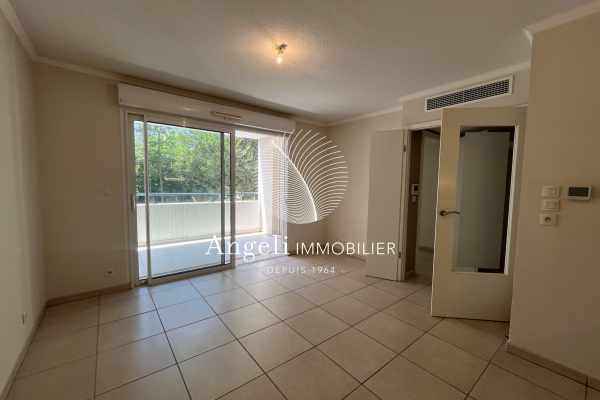 Appartement de luxe à vendre à Saint-Aygulf, 214 500 €, Photo 4