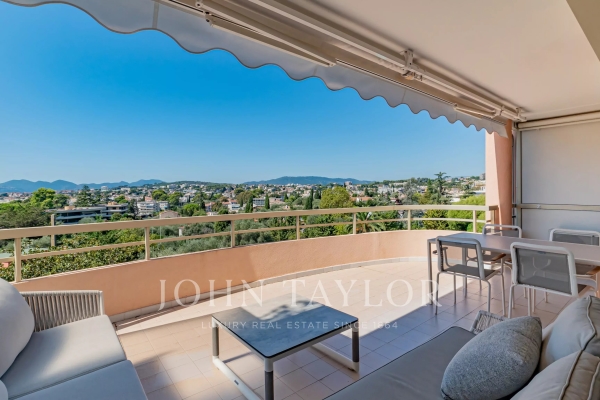 Appartement de luxe à vendre à Le Cannet, 740 000 €, Photo 2