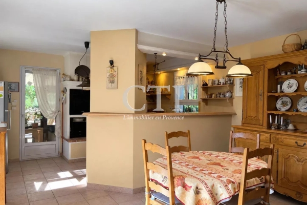 Luxury House for sale in Vaison-la-Romaine, 580 000 €, Photo 6
