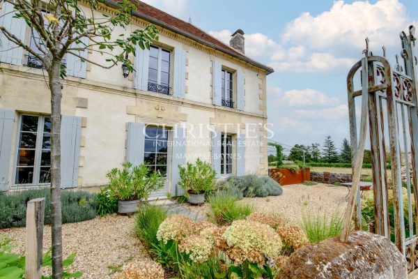Luxury House for sale in Saint-Émilion, 850 000 €, Photo 1
