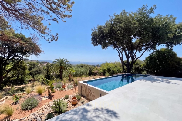Maison de luxe à vendre à Antibes, 2 300 000 €, Photo 2