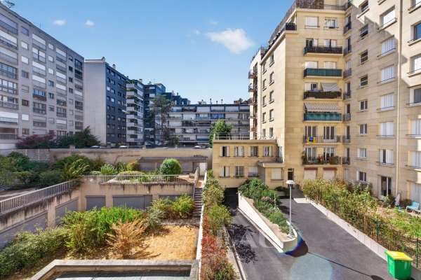 Appartement de luxe à vendre à Paris 15ème, 490 000 €, Photo 3