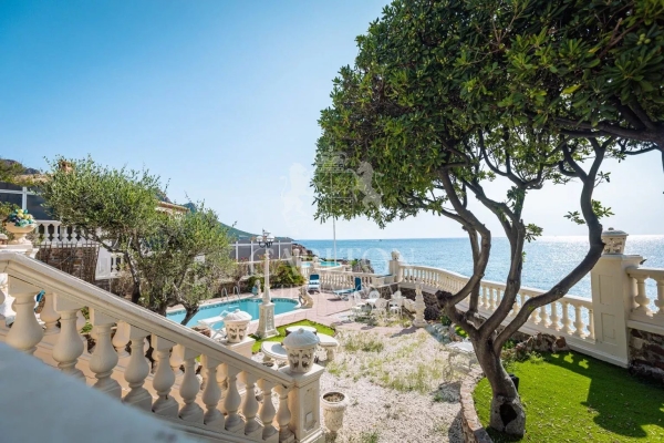 Luxury House for sale in Saint-Raphaël, 3 980 000 €, Photo 4
