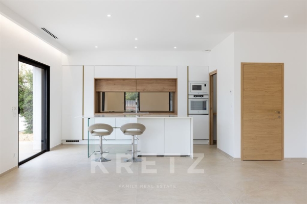 Maison de luxe à vendre à Sanary-sur-Mer, 1 490 000 €, Photo 6