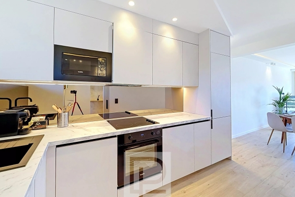 Luxury Apartment for sale in Cannes, 875 000 €, Photo 5